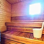 Apartament Lomavuokra Keskuskuja 5, Alppikeskus
