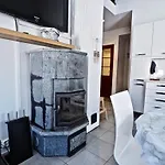 Apartament Lomavuokra Keskuskuja 5, Alppikeskus *